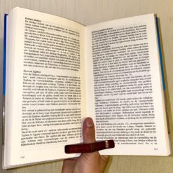 Daumenauflage Buch