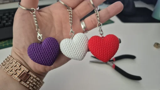 3 sleutelhangers hart vorm paars wit rood